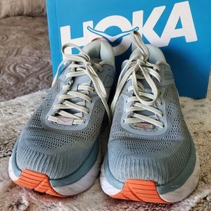 HOKA One One Bondi 7 women's size 6.5